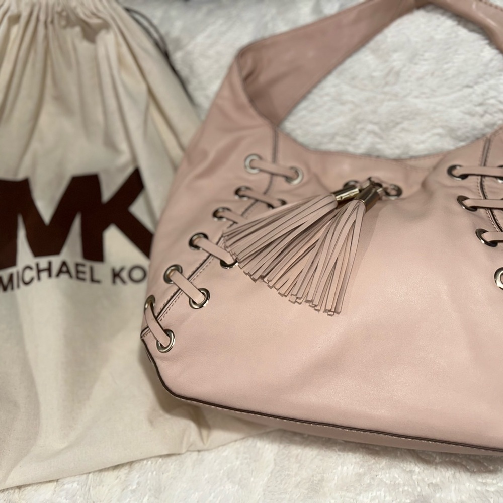 Michael Kors Pink Leather Shoulder Bag
